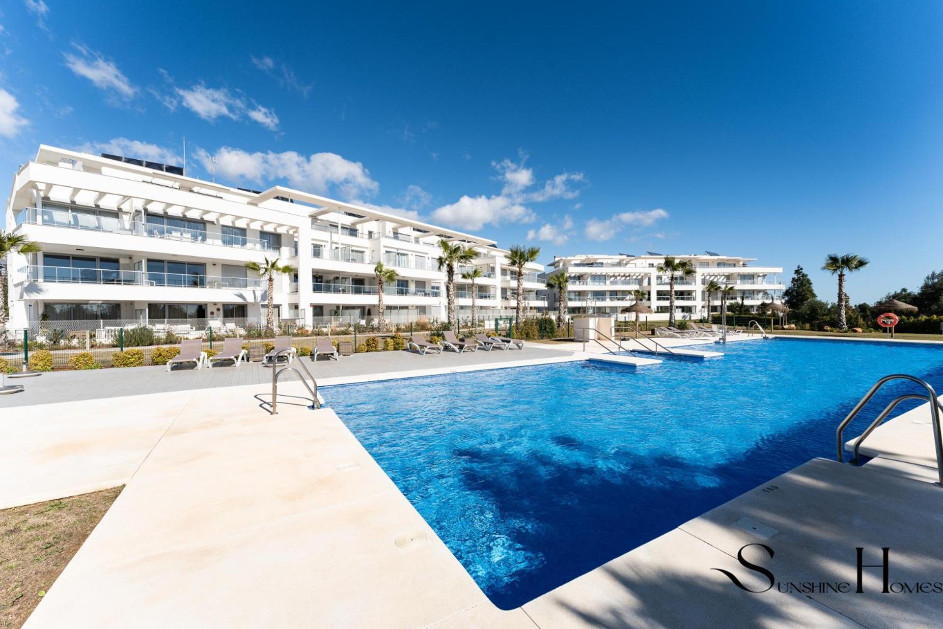 Luxury 2 Bedroom Apartment, Pools, Sauna, Gym & More MIJAS COSTA Εξωτερικό φωτογραφία