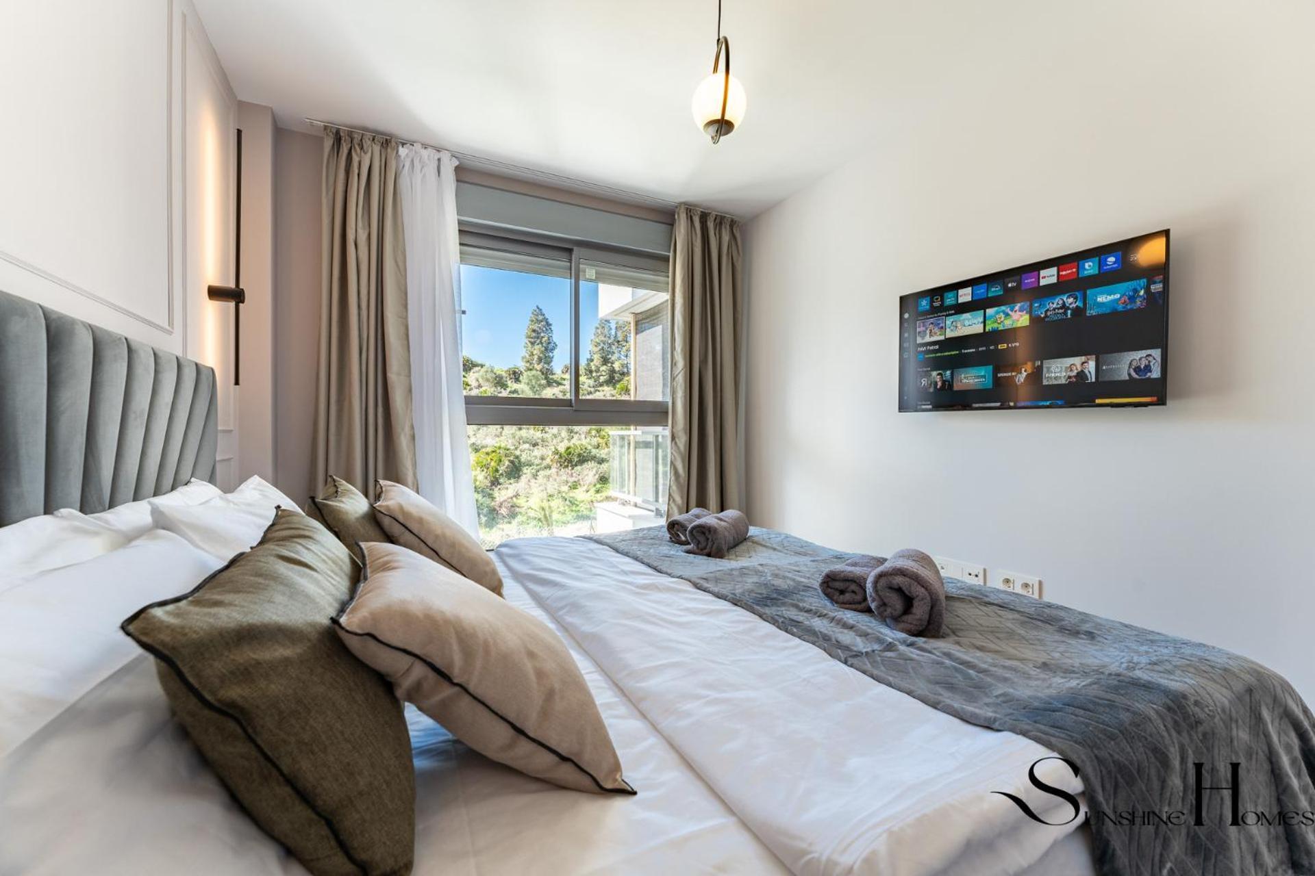 Luxury 2 Bedroom Apartment, Pools, Sauna, Gym & More MIJAS COSTA Εξωτερικό φωτογραφία